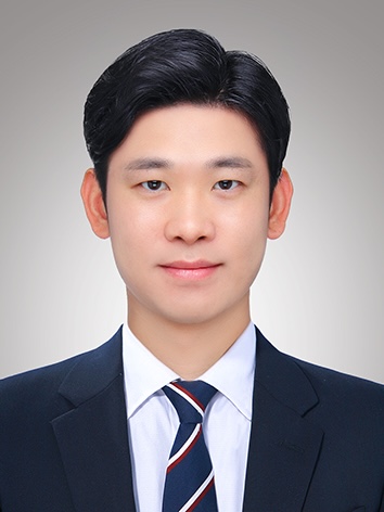신영재 사진